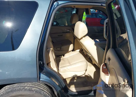 2008 Cadillac Escalade Standard from USA, damaged, VIN 1GYEC638X8R182437